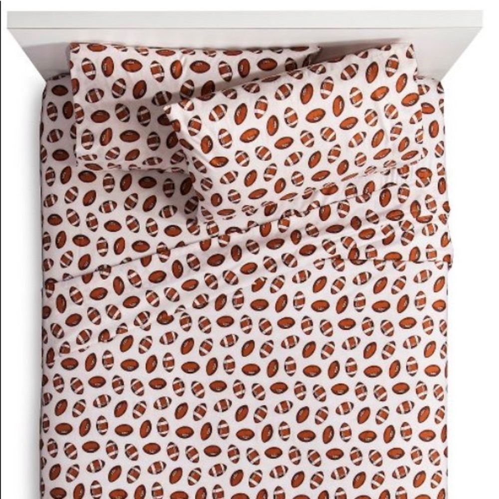 Twin size fitted sheet